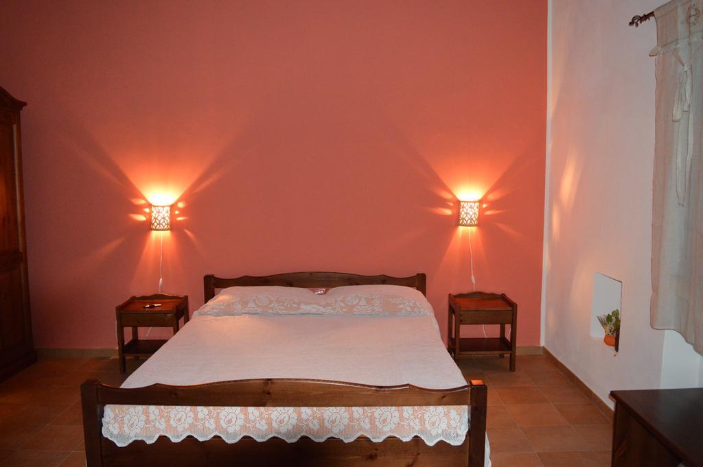Agriturismo Pattina Villa Pettineo Buitenkant foto