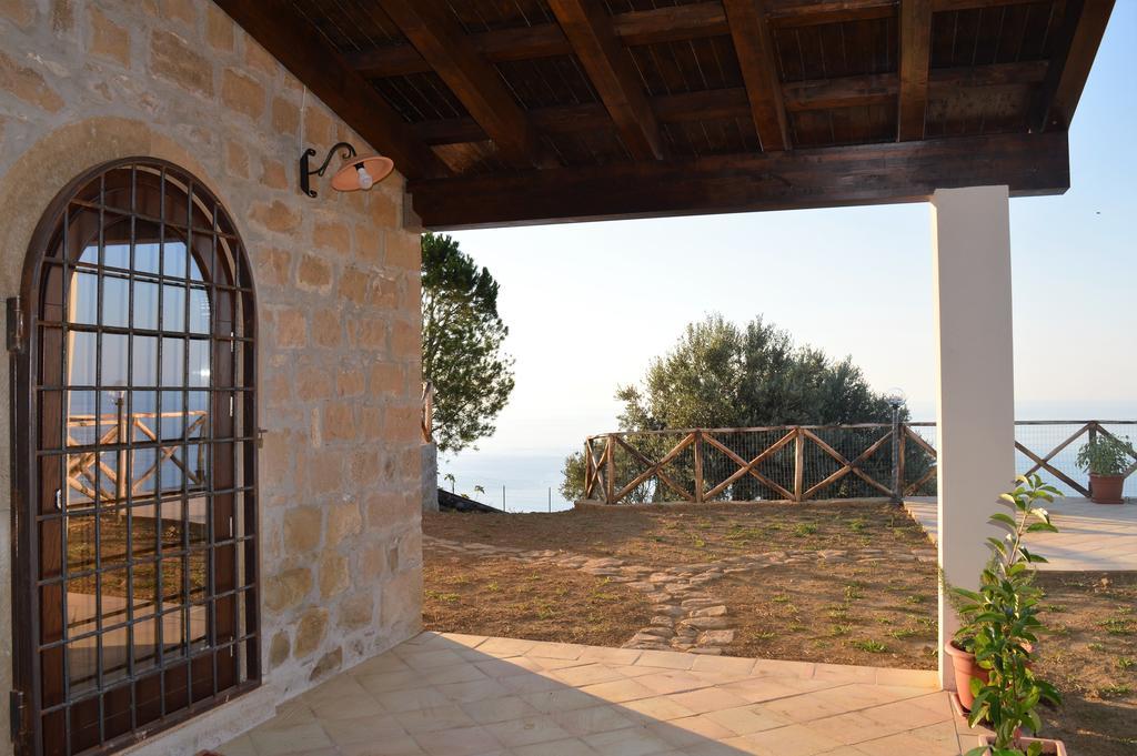 Agriturismo Pattina Villa Pettineo Buitenkant foto
